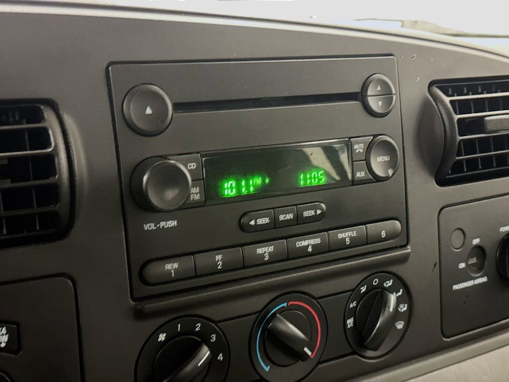 Used 2005 Ford F250 XL image 15