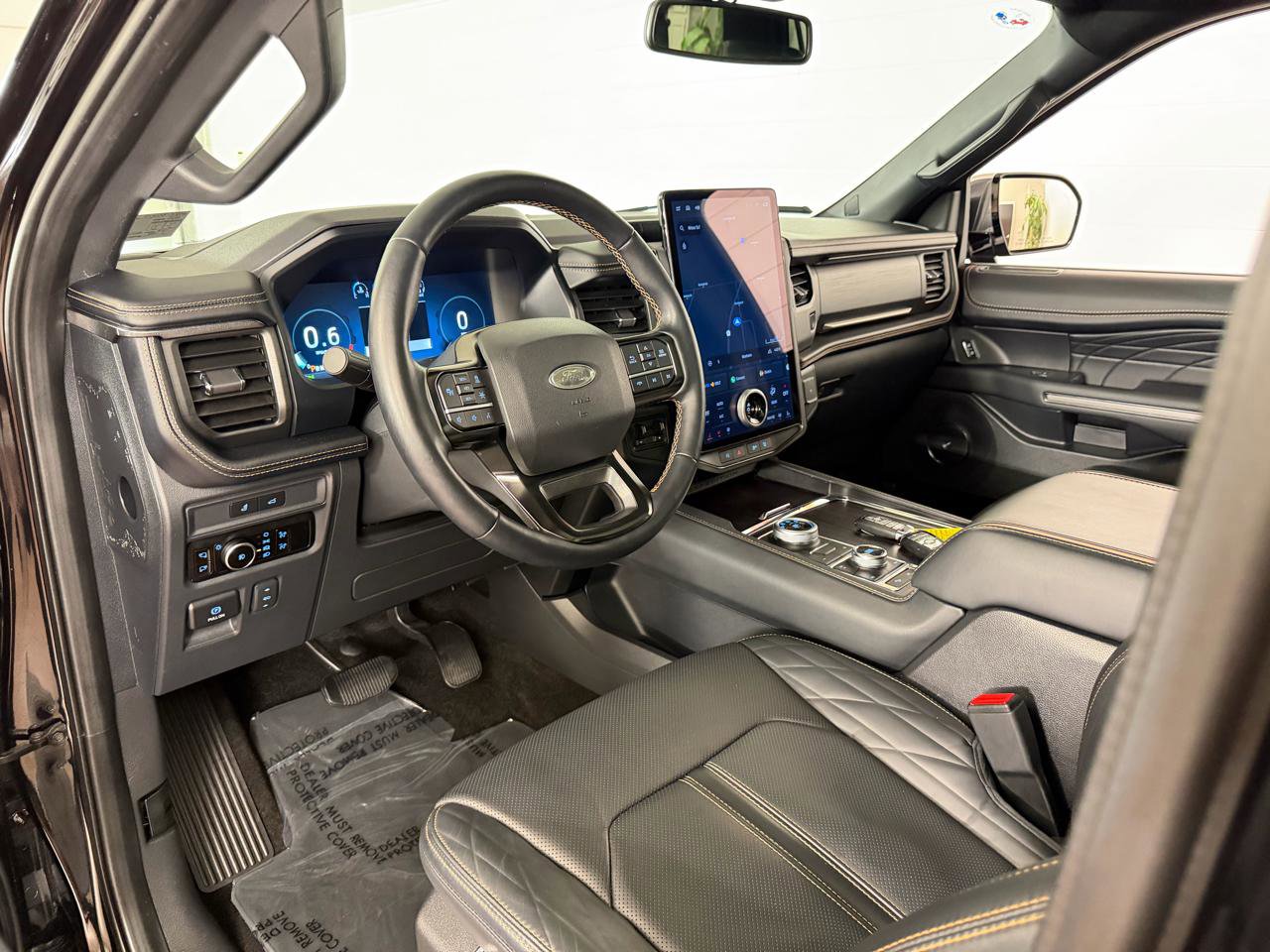 Used 2023 Ford Expedition Max Platinum AWD/4WD image 11