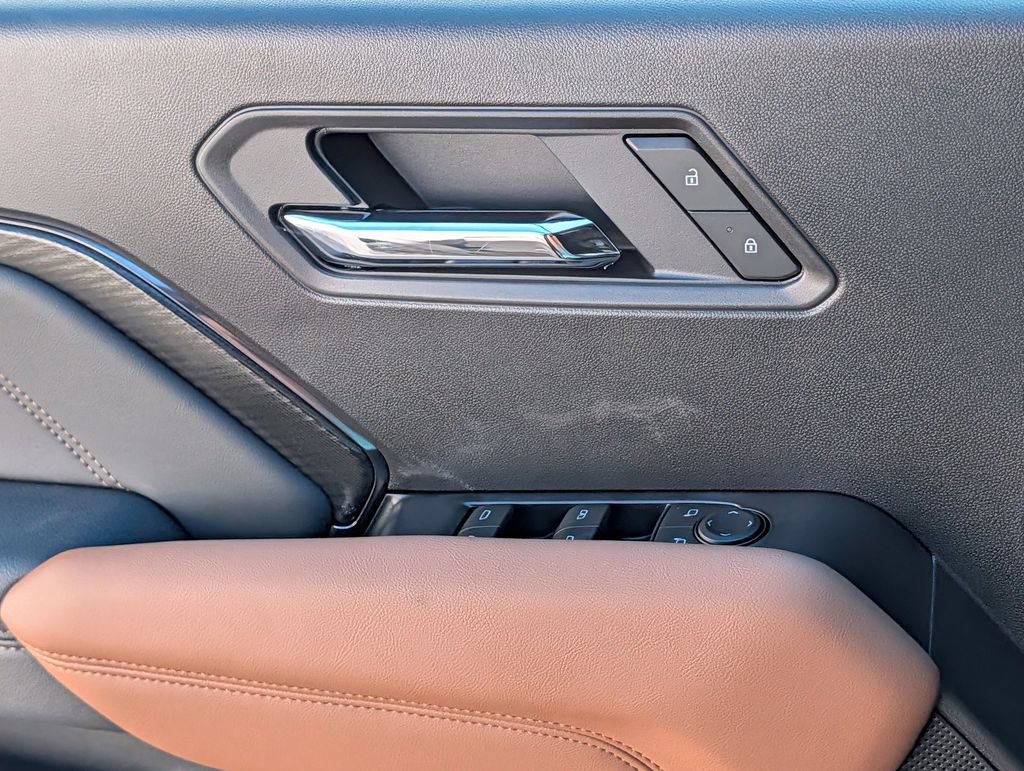 New 2026 GMC Canyon AT4 AWD/4WD image 25