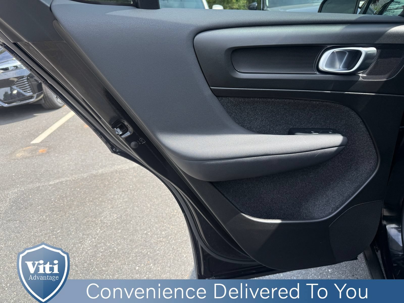 Certified 2023 Volvo C40 P8 Recharge Plus AWD/4WD image 20