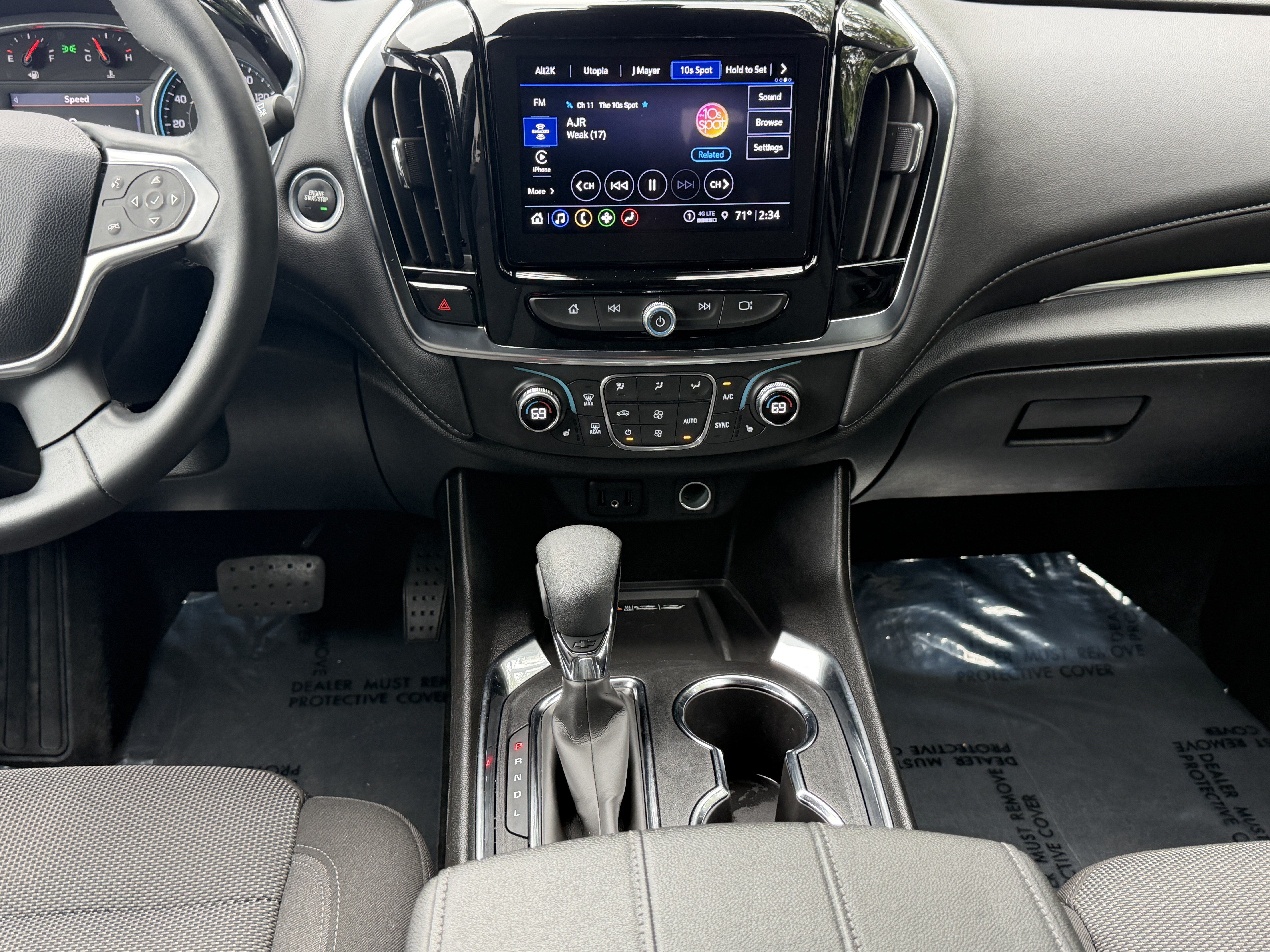 Used 2023 Chevrolet Traverse LT FWD image 22