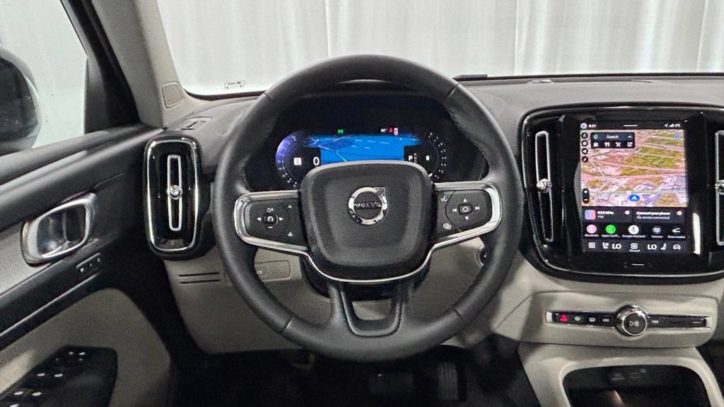 Certified 2026 Volvo XC40 B5 Plus AWD/4WD image 13