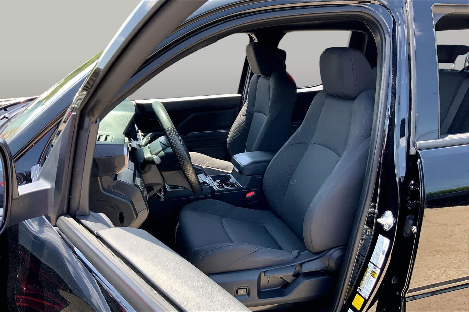 Used 2025 Toyota Tacoma SR RWD image 8