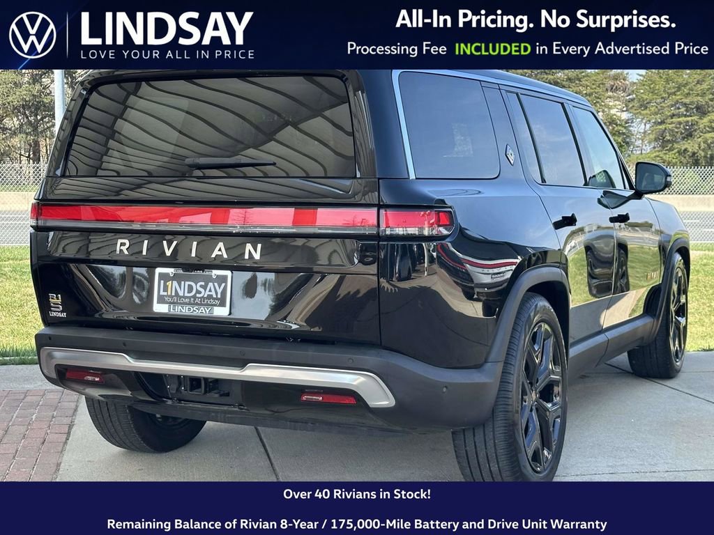 Used 2023 Rivian R1S Adventure image 7
