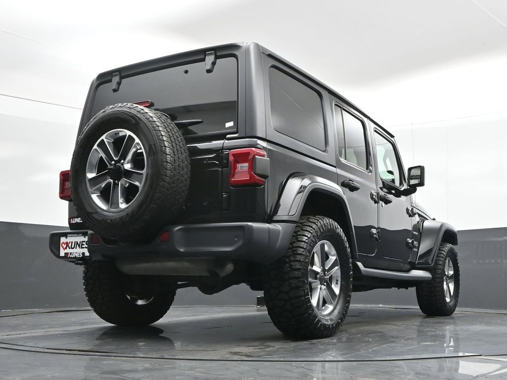Used 2019 Jeep Wrangler Unlimited Sahara w/ Dual Top Group image 46