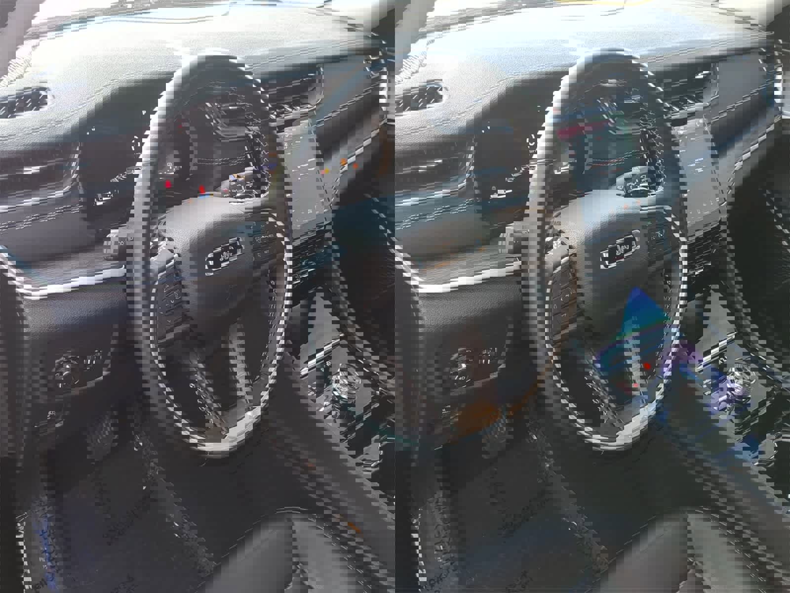 Certified 2022 Jeep Grand Cherokee L Limited w/ Black Appearance Package image 10