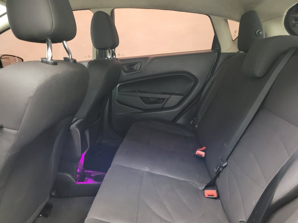 Used 2018 Ford Fiesta SE image 18