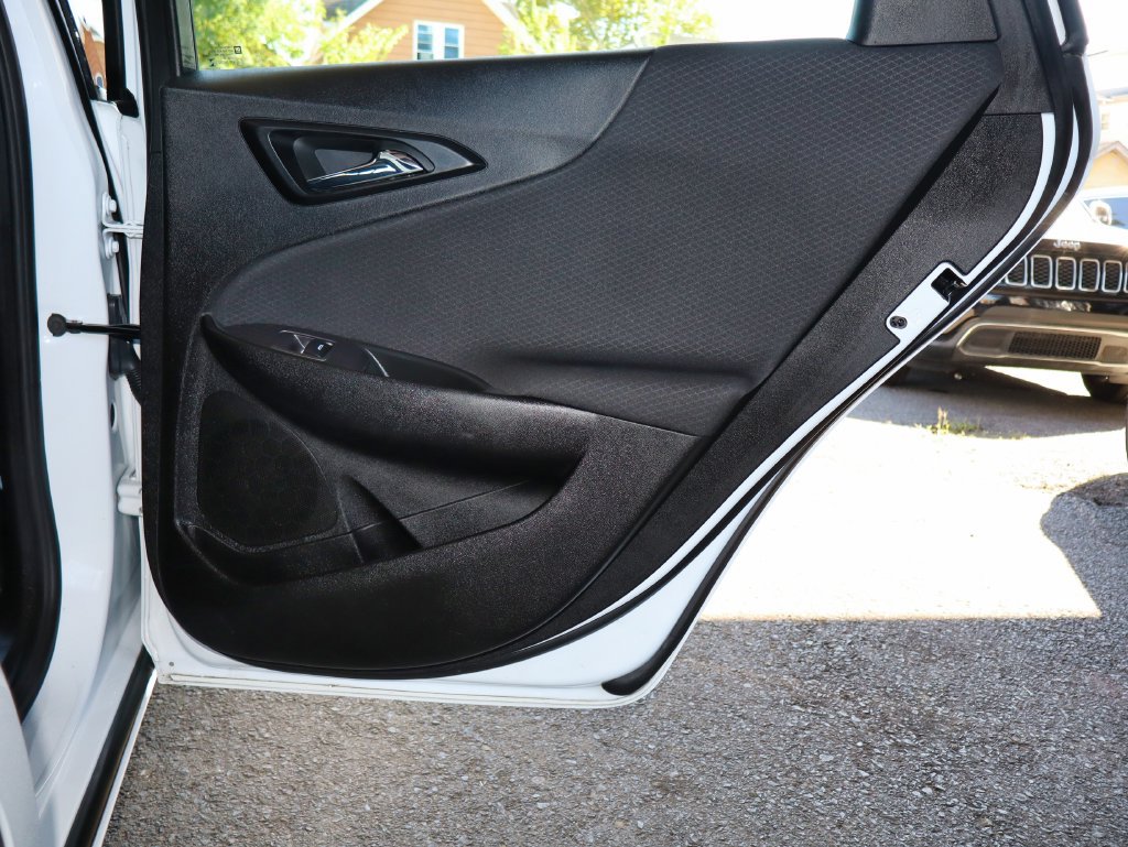 Used 2022 Chevrolet Malibu LS FWD image 45