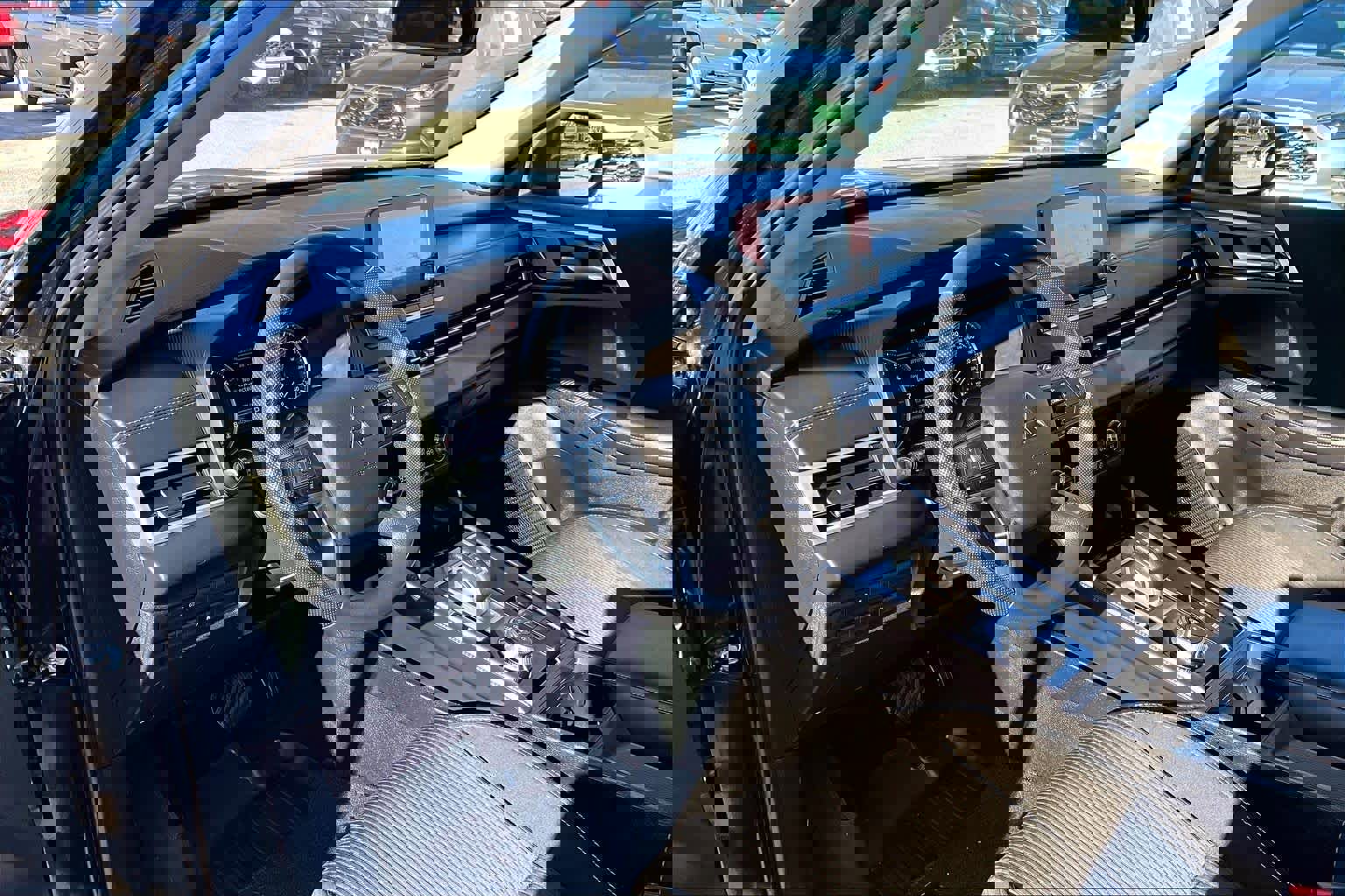 Used 2023 Mitsubishi Outlander ES image 16