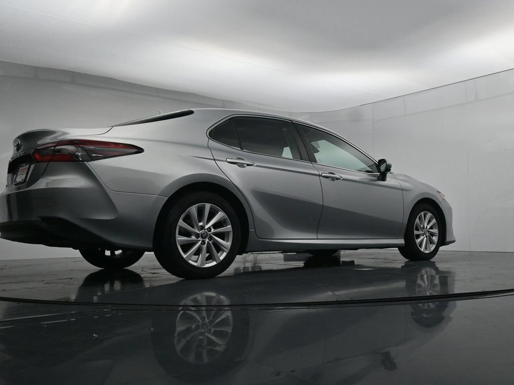 Used 2023 Toyota Camry LE FWD image 38