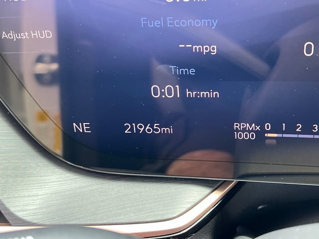 Certified 2025 Buick Envision Sport Touring AWD/4WD image 16