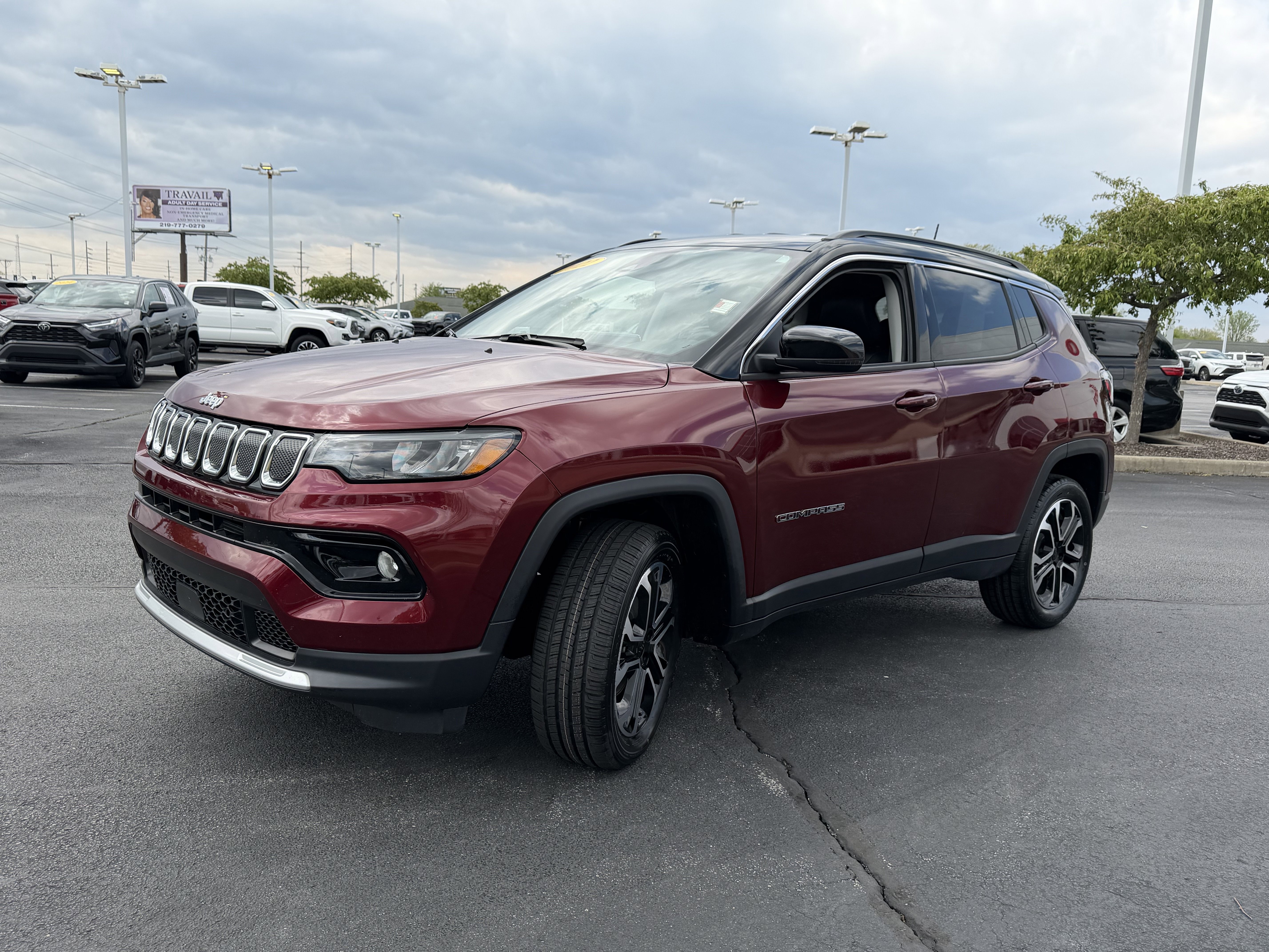 Used 2022 Jeep Compass Limited AWD/4WD image 4
