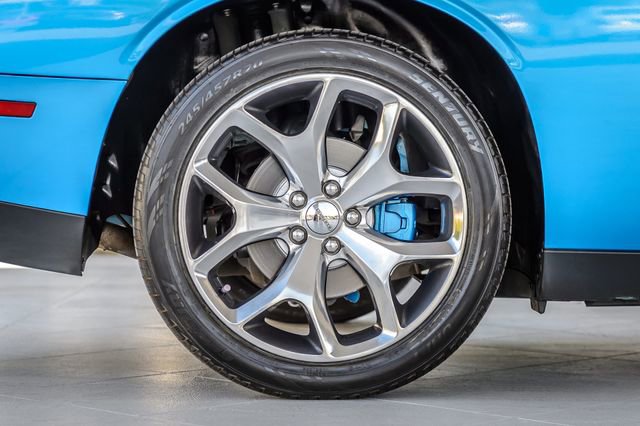 Used 2015 Dodge Challenger SXT Plus w/ Sound Group II RWD image 14