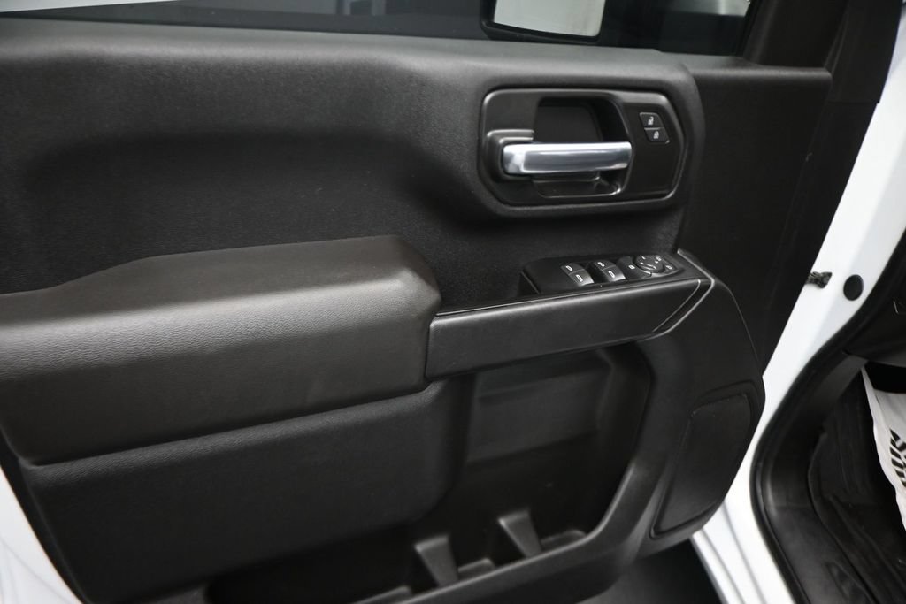 Used 2025 GMC Sierra 2500 Pro w/ Convenience Package AWD/4WD image 9