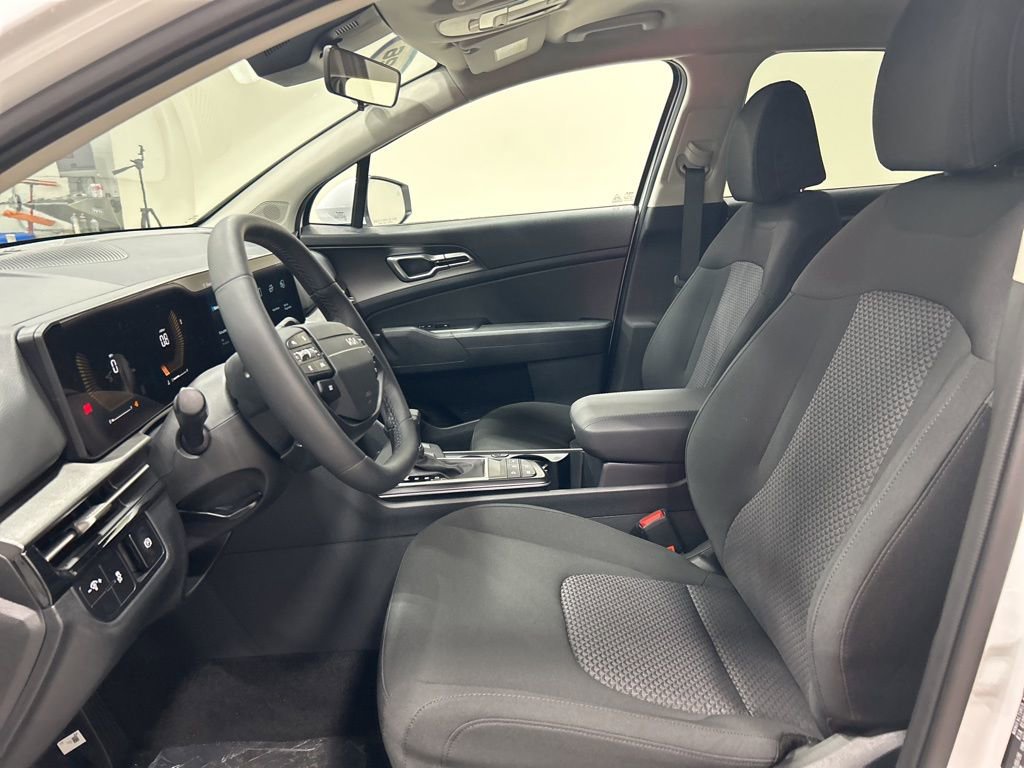 New 2026 Kia Sportage LX image 10