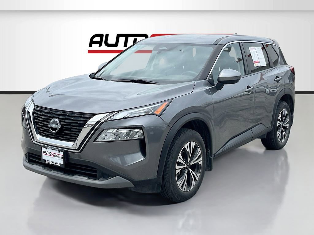 Used 2023 Nissan Rogue SV image 3