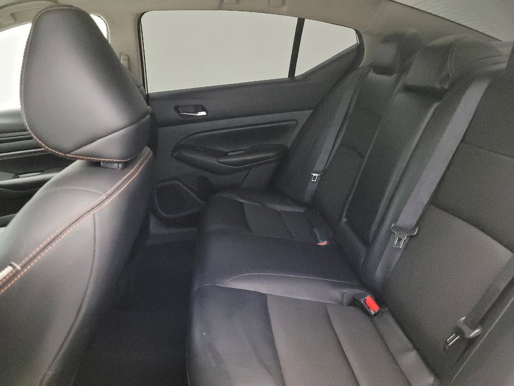 Used 2022 Nissan Altima 2.5 SR FWD image 18