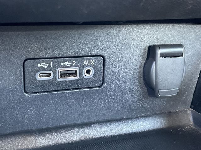 Used 2024 Nissan Altima 2.5 SV FWD image 20
