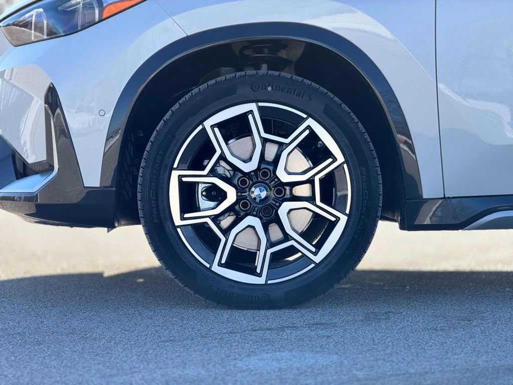 New 2026 BMW X1 xDrive28i w/ Convenience Package image 2