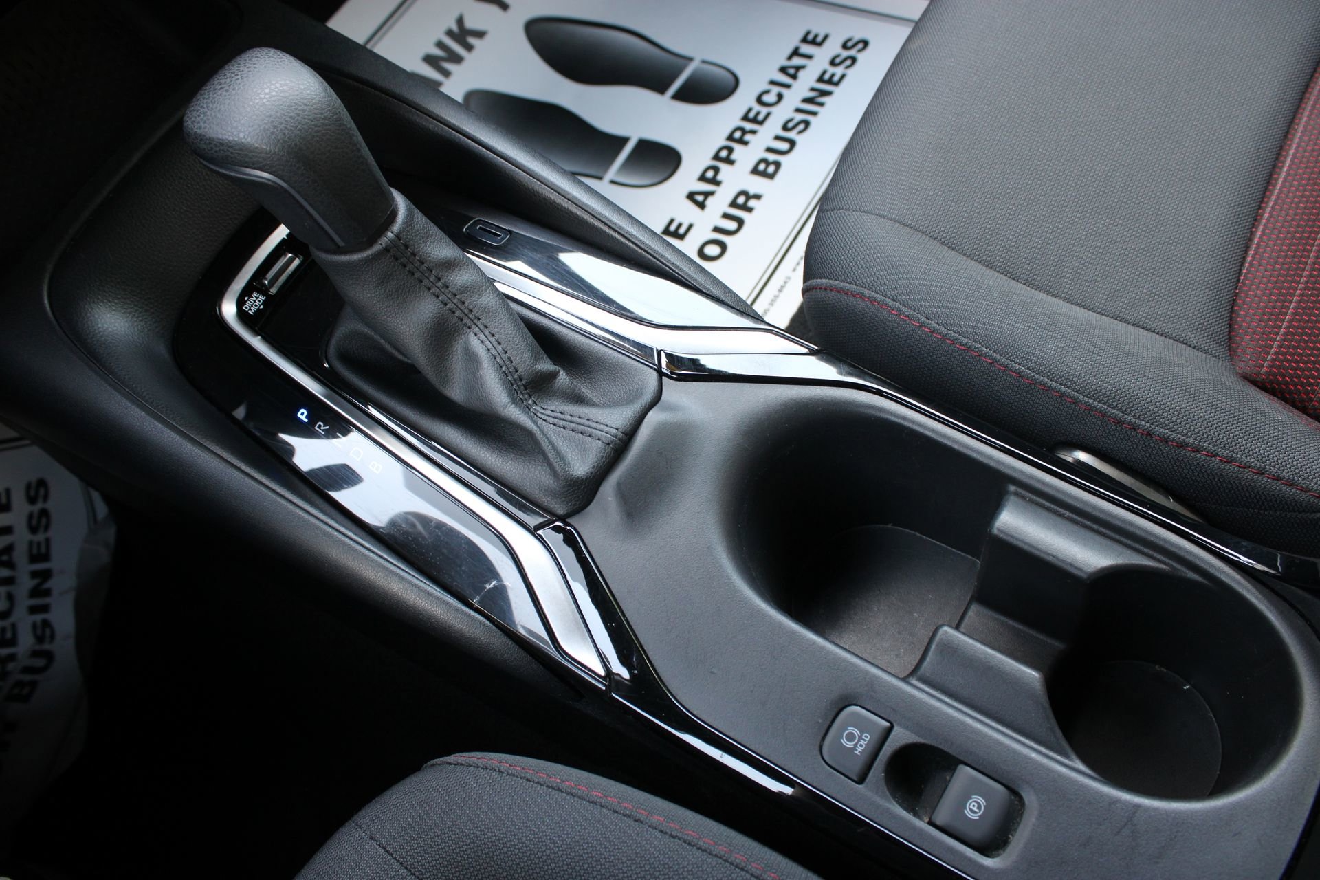 Used 2025 Toyota Corolla SE FWD image 36