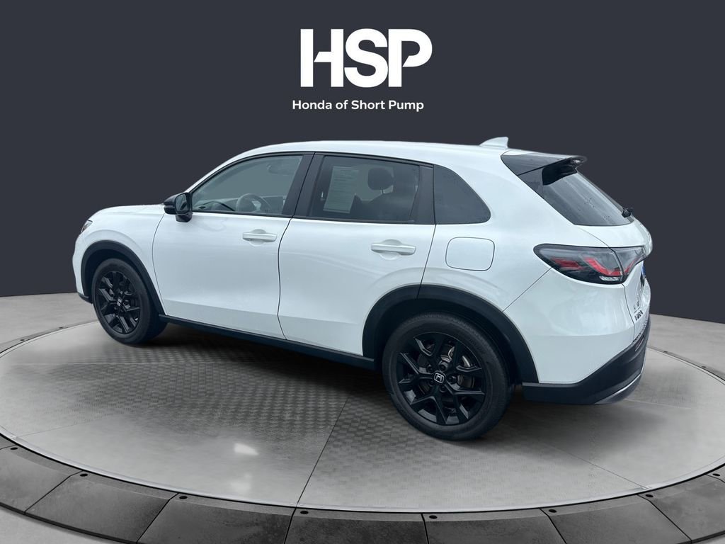 Used 2025 Honda HR-V Sport image 3