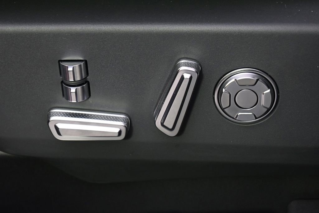 New 2026 Lincoln Nautilus Reserve image 14