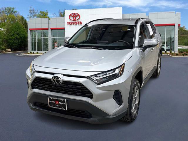 Certified 2025 Toyota RAV4 XLE AWD/4WD image 1