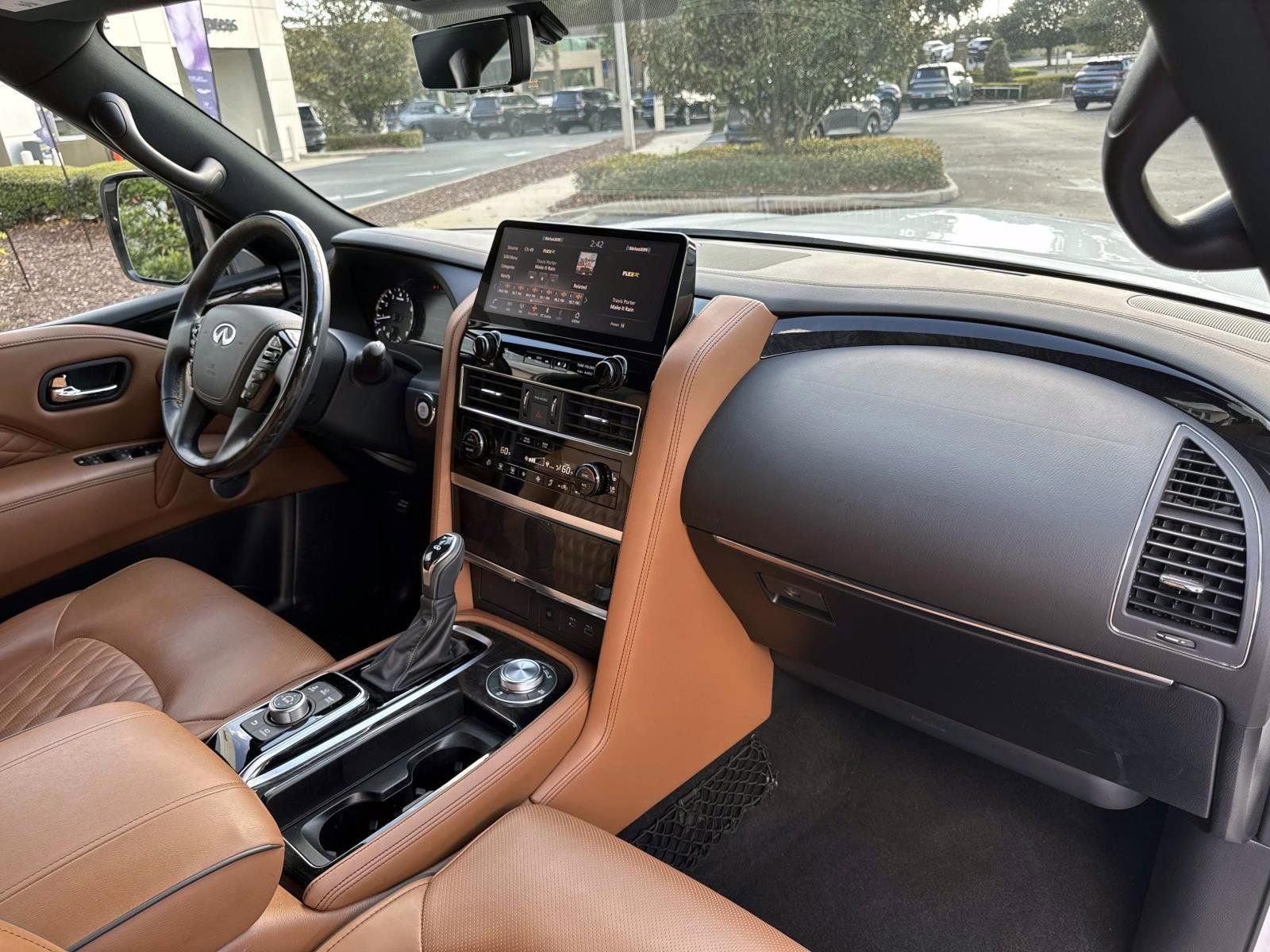 Certified 2024 INFINITI QX80 Sensory image 16