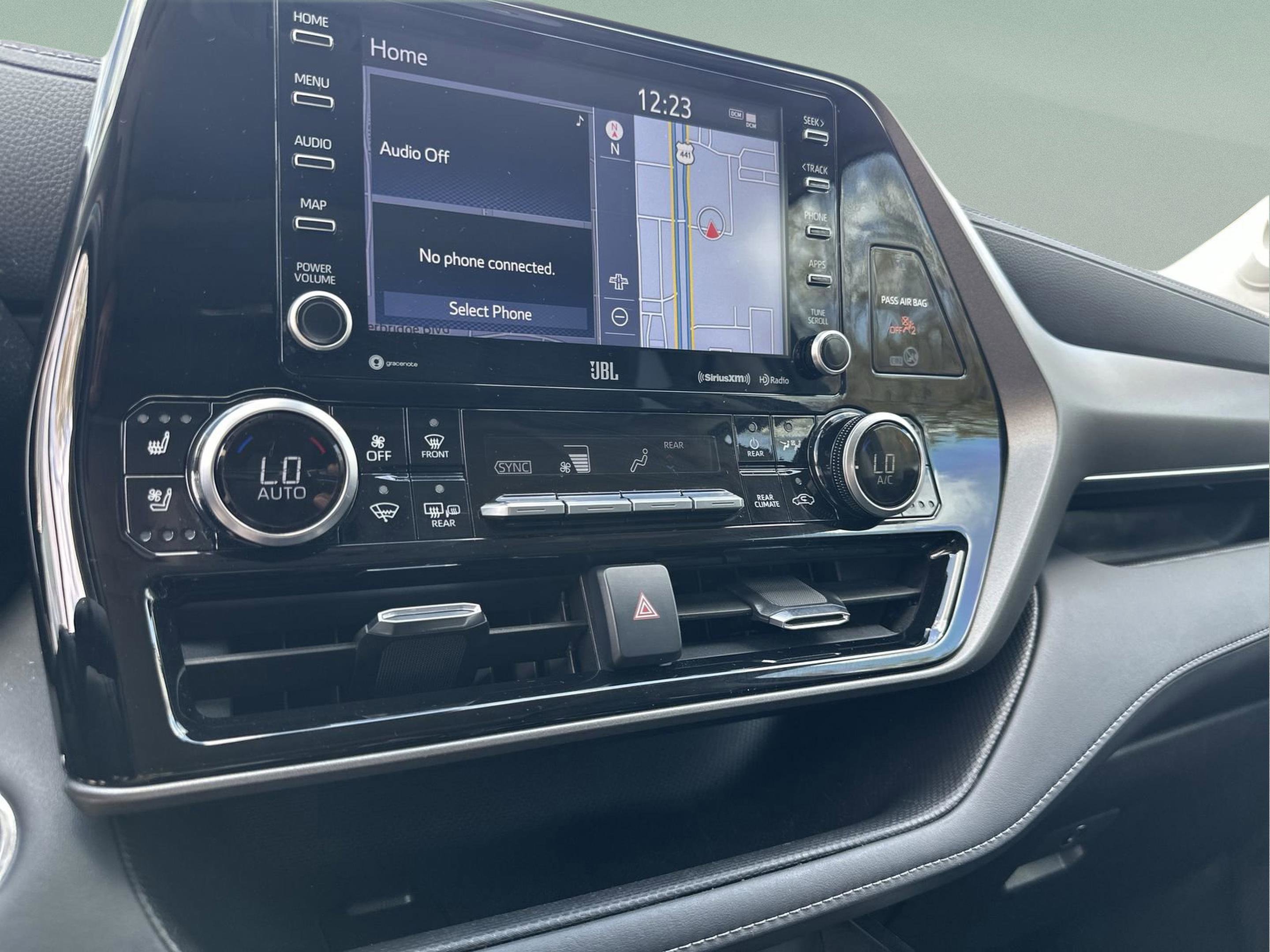 Used 2022 Toyota Highlander Limited image 31