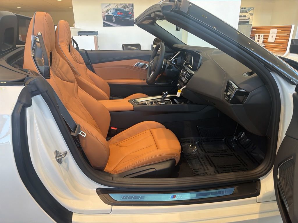 New 2026 BMW Z4 sDrive30i w/ Convenience Package RWD image 12