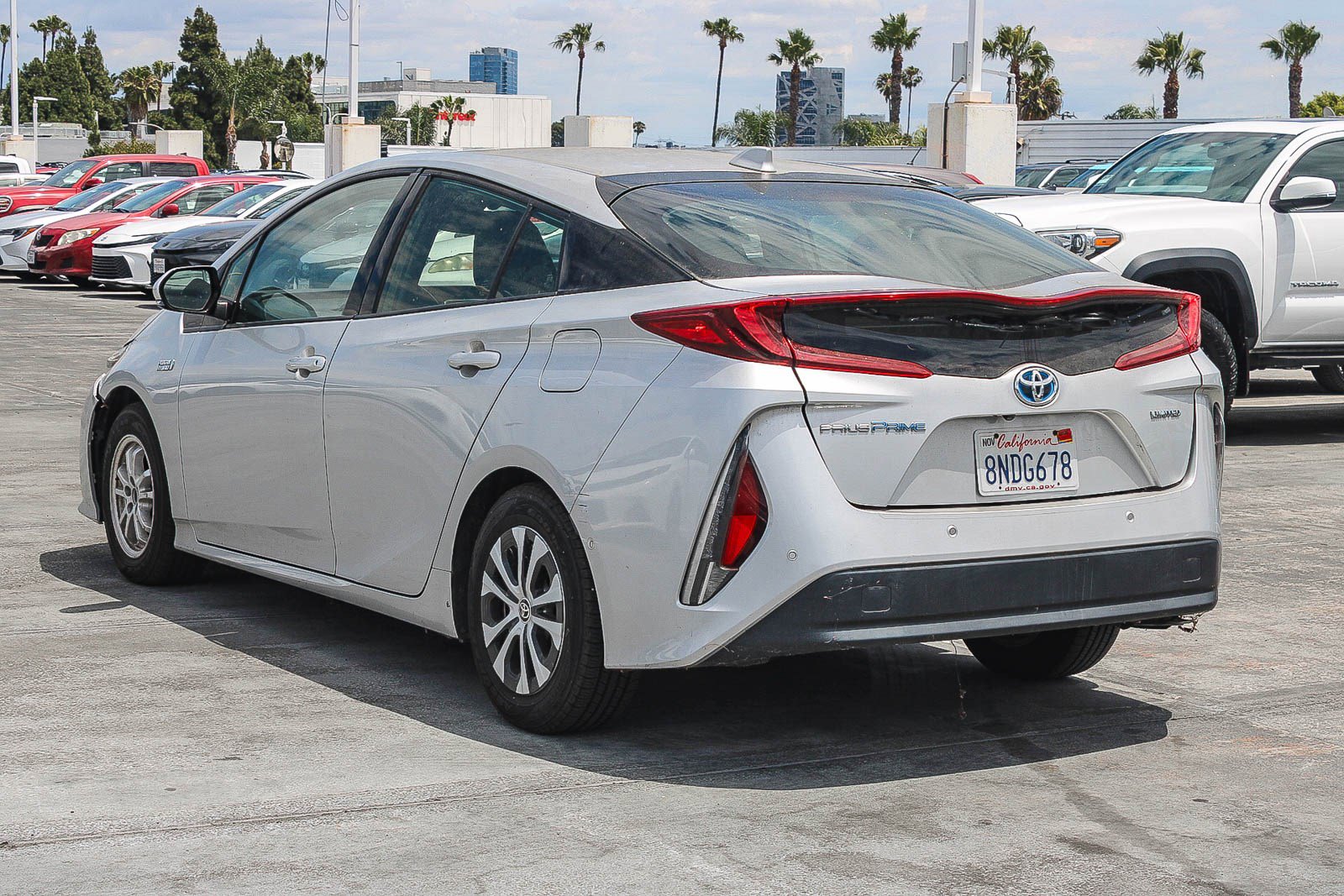 Certified 2020 Toyota Prius Prime Limited FWD image 12