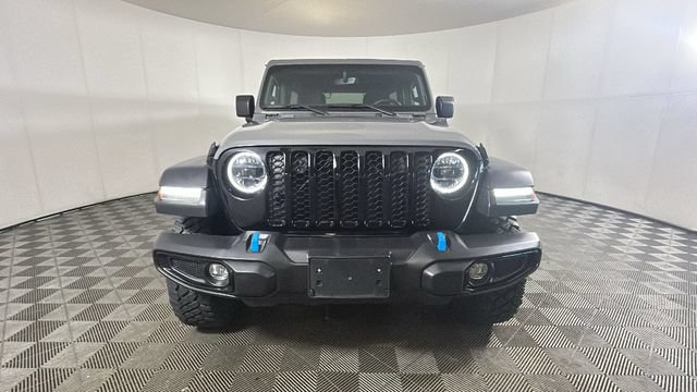 Used 2023 Jeep Wrangler Unlimited w/ Cold Weather Group AWD/4WD image 7