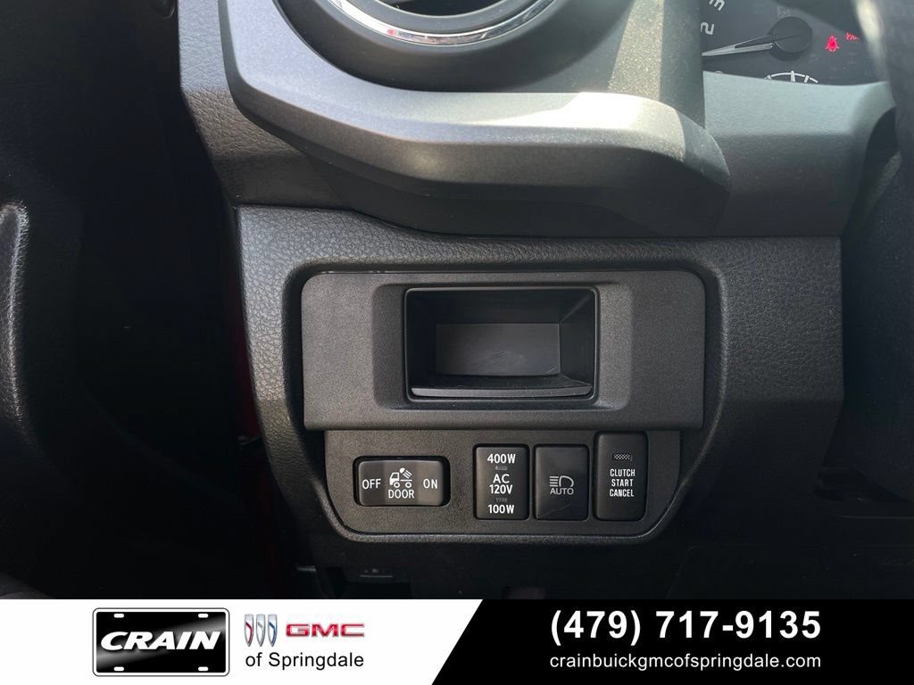 Used 2018 Toyota Tacoma TRD Sport w/ TRD Premium Sport Package AWD/4WD image 12