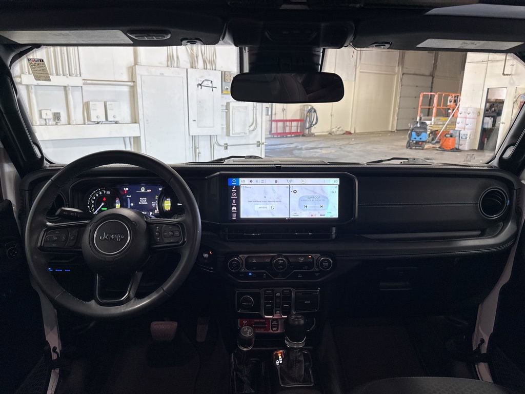 Used 2024 Jeep Wrangler Unlimited Rubicon 4xe image 16