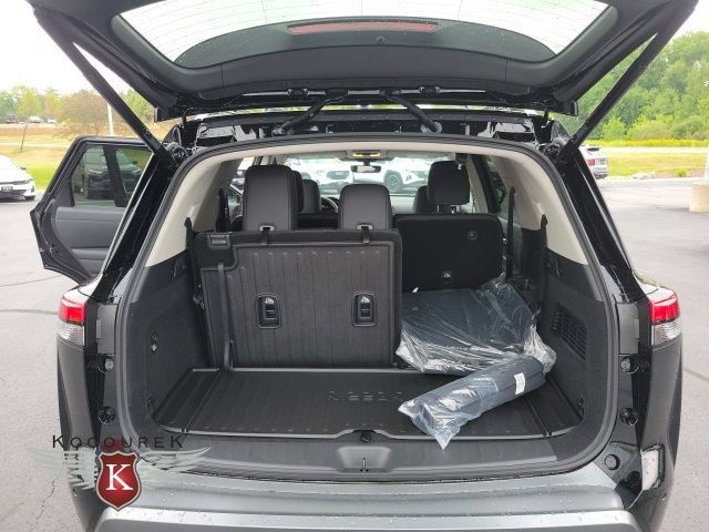 New 2026 Nissan Pathfinder SL w/ Cargo Package AWD/4WD image 20