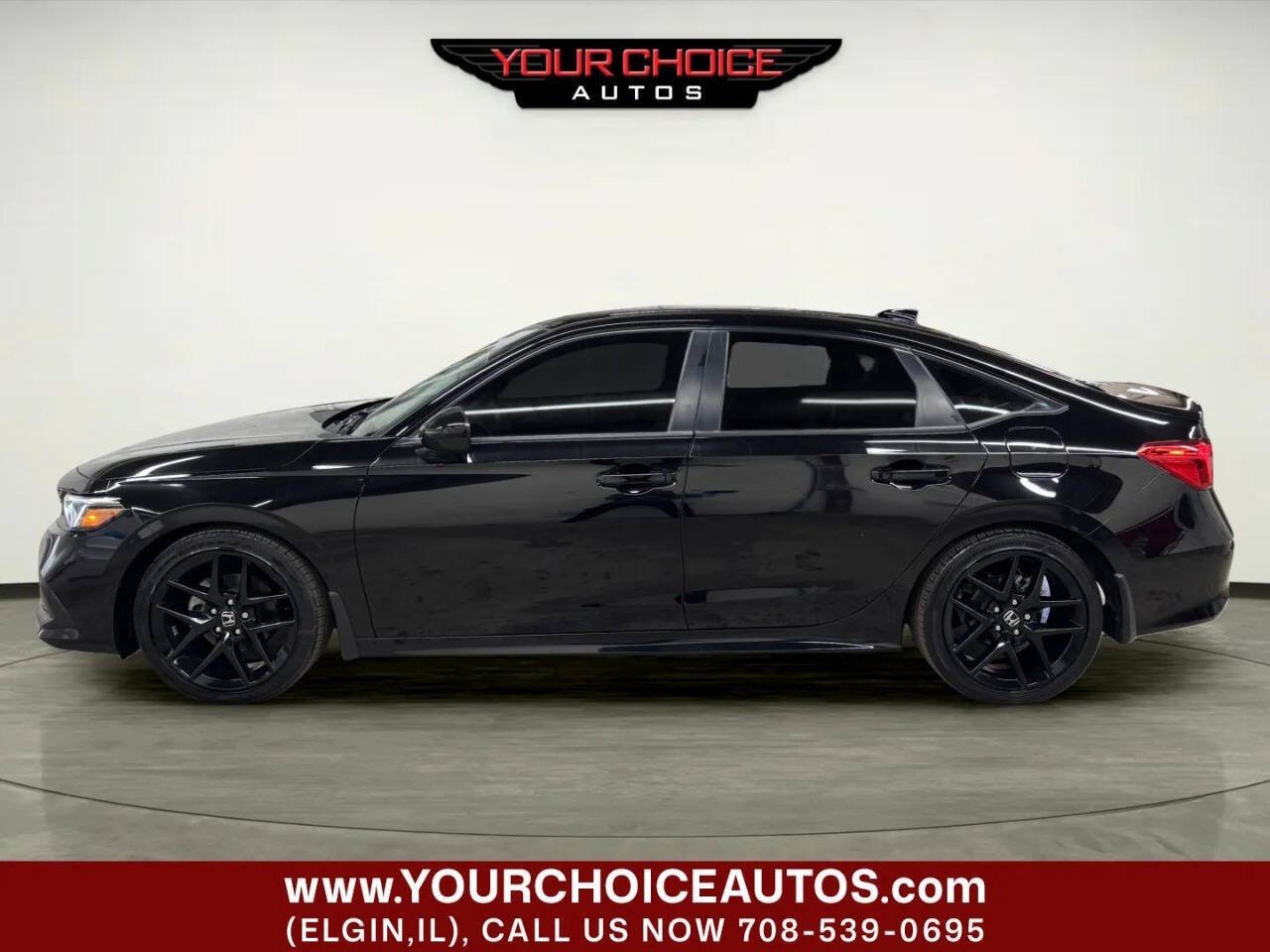 Used 2023 Honda Civic Sport image 2