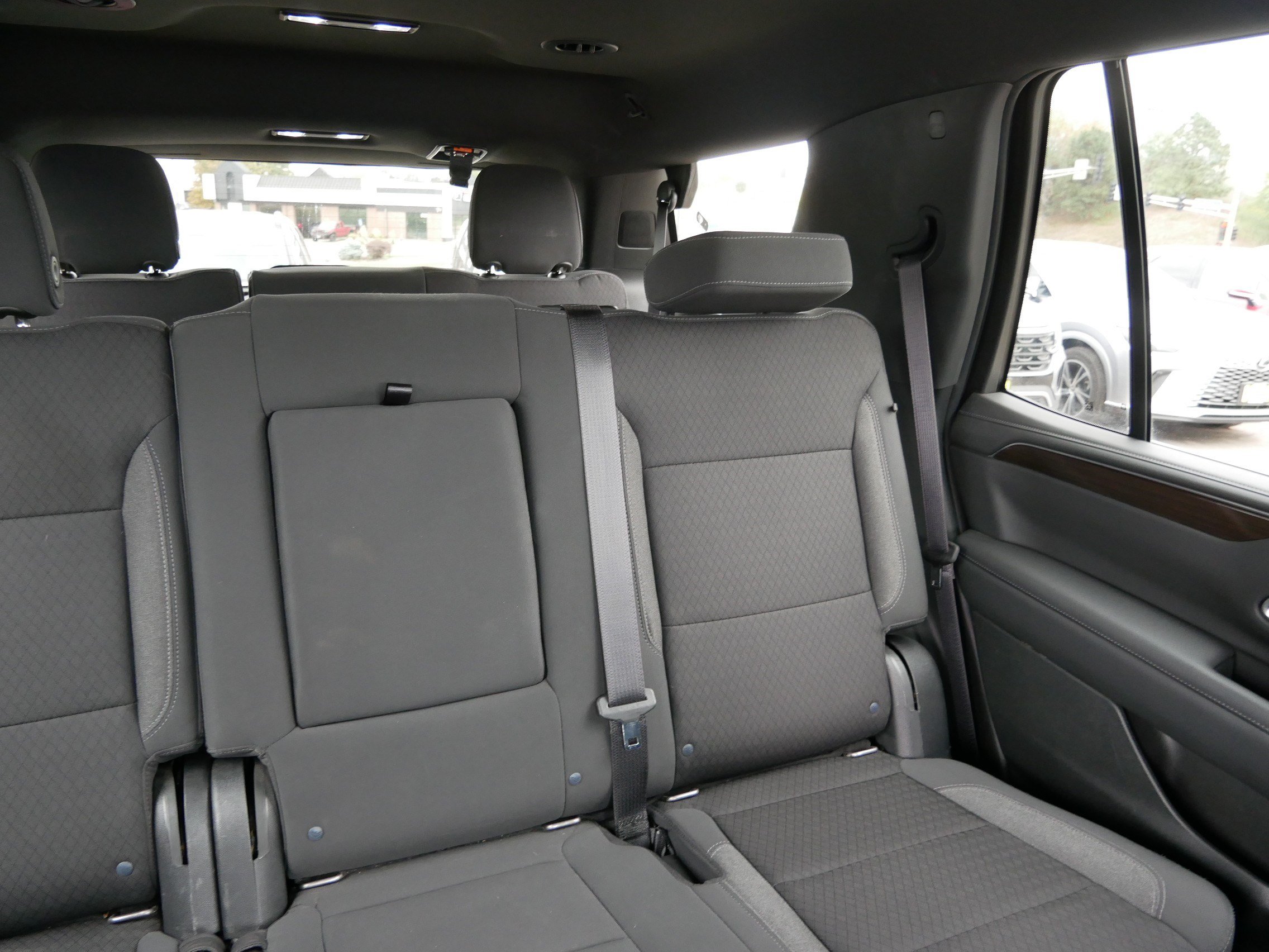 Used 2022 GMC Yukon SLE w/ Max Trailering Package AWD/4WD image 14
