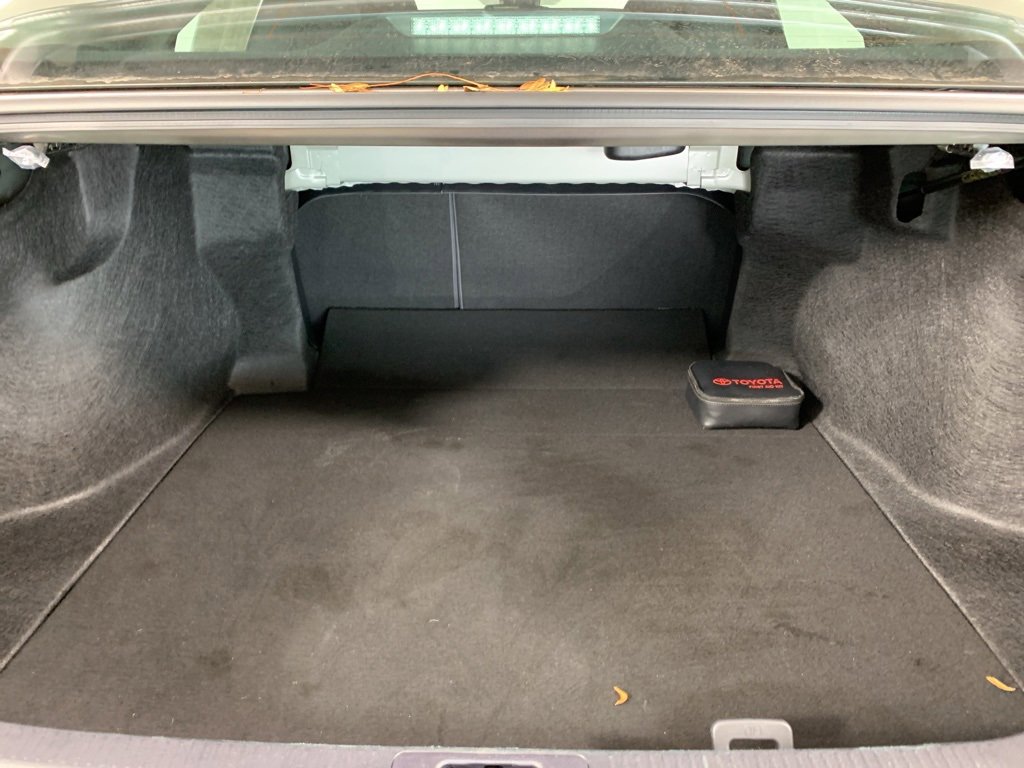 Used 2024 Toyota Camry SE w/ Convenience Package image 13