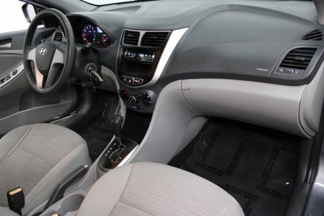 Used 2016 Hyundai Accent SE FWD image 20
