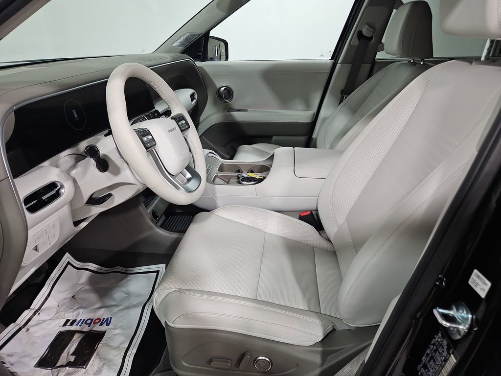 Certified 2026 Hyundai Palisade Limited AWD/4WD image 10
