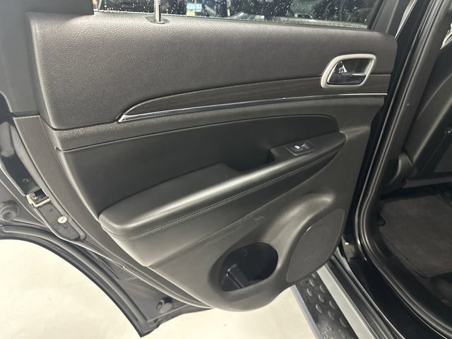 Used 2018 Jeep Grand Cherokee Limited AWD/4WD image 28