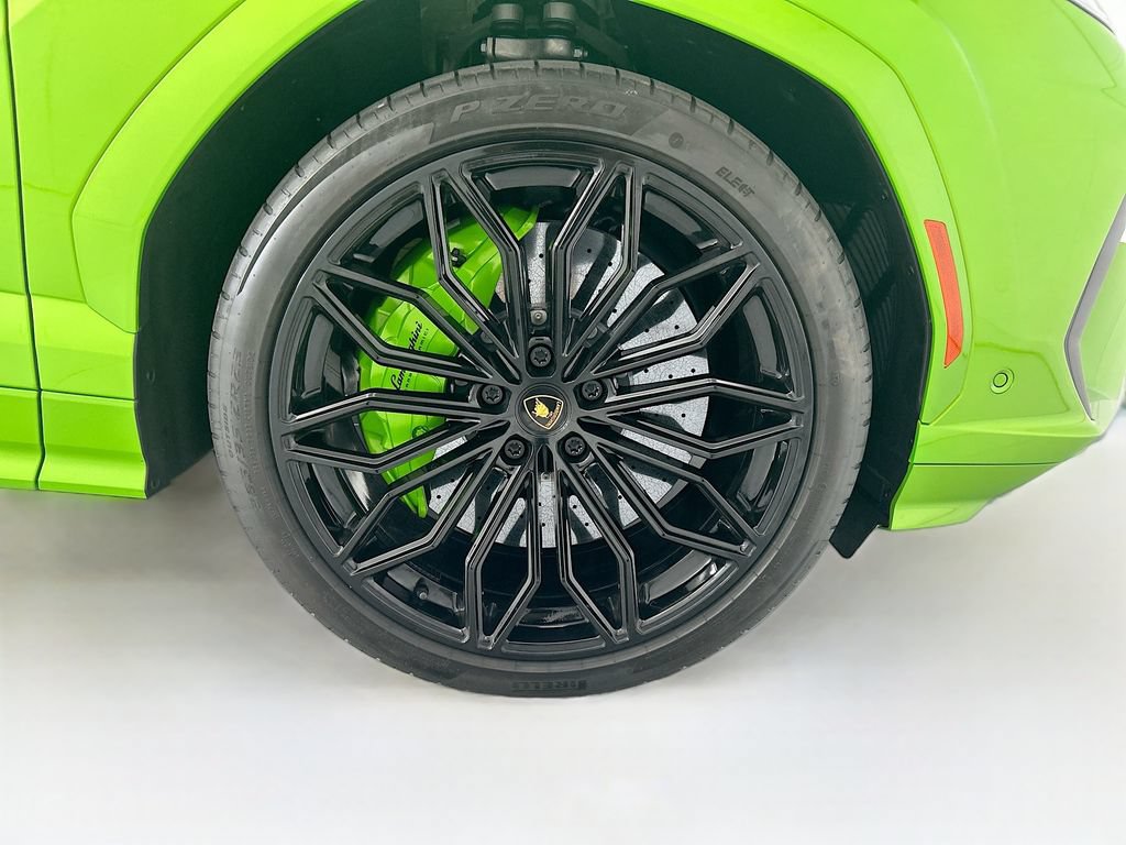 Used 2025 Lamborghini Urus SE AWD/4WD image 31
