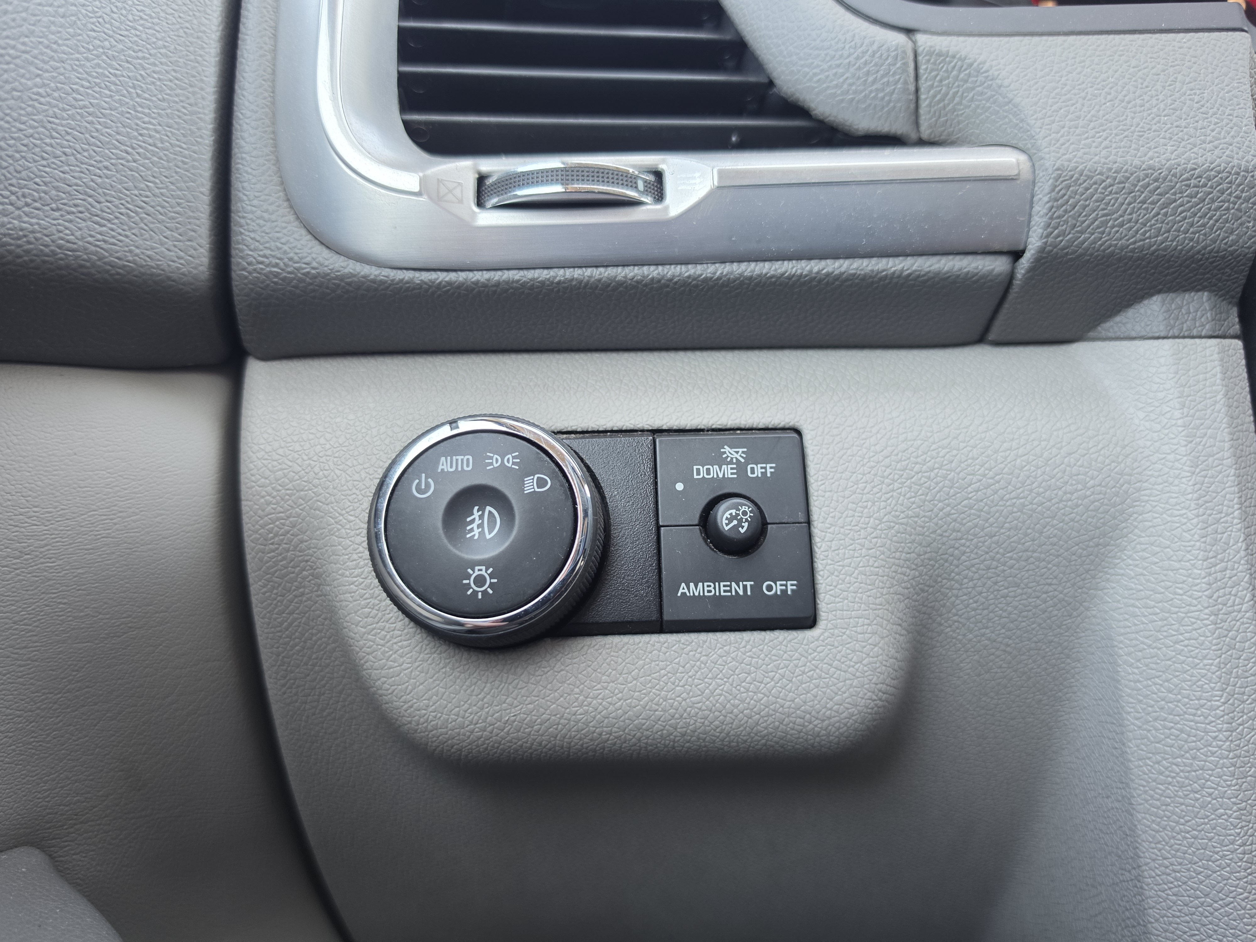 Used 2015 GMC Acadia SLT FWD image 15