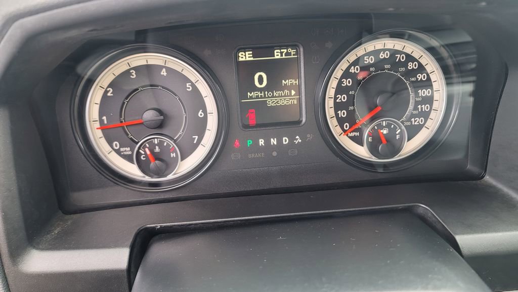 Used 2017 RAM 1500 Express w/ Express Value Package image 19