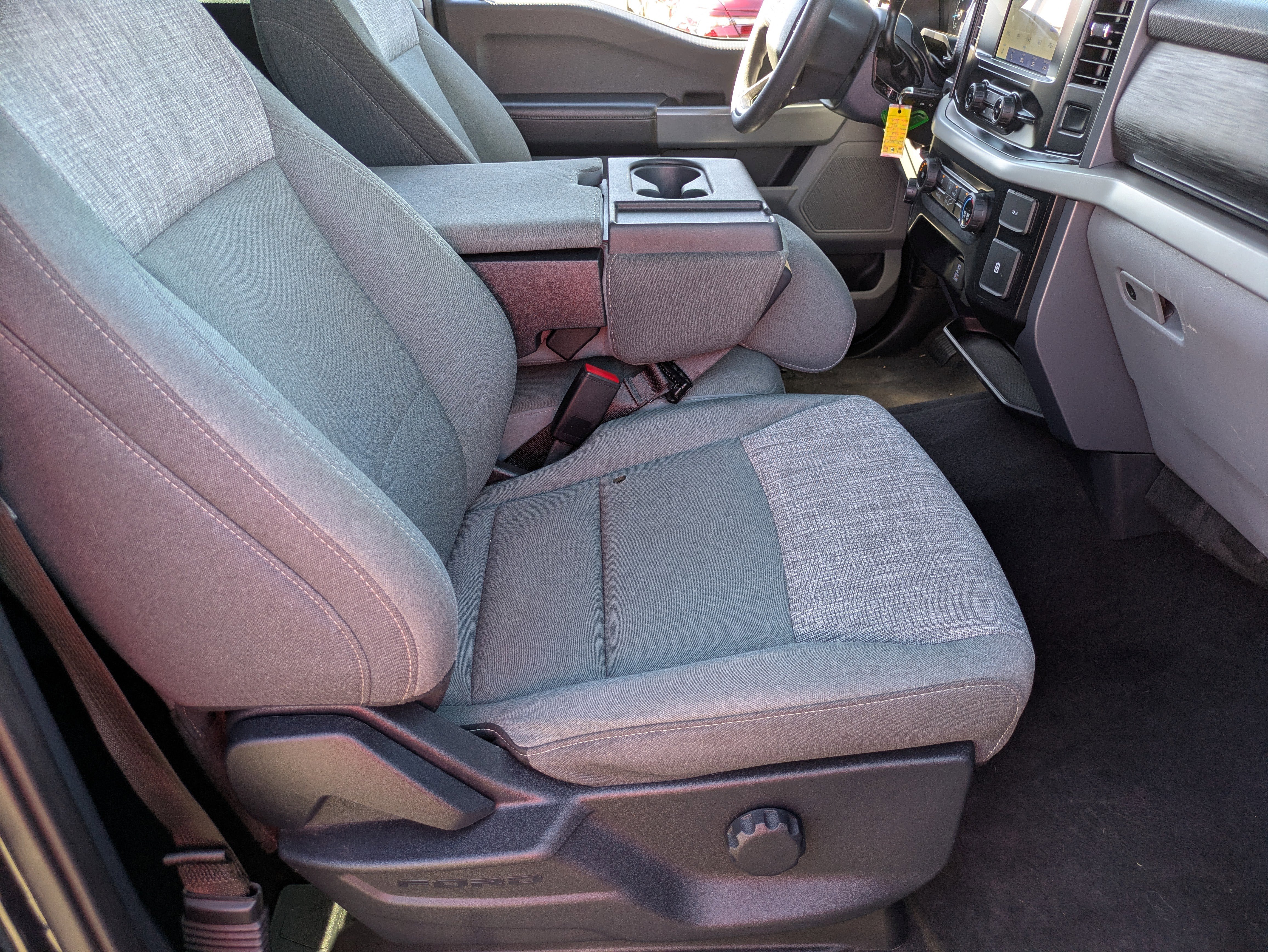 Used 2023 Ford F150 XLT image 11