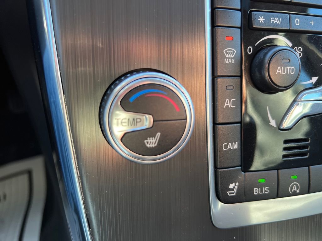 Used 2015 Volvo V60 T5 Premier w/ Convenience Package image 27