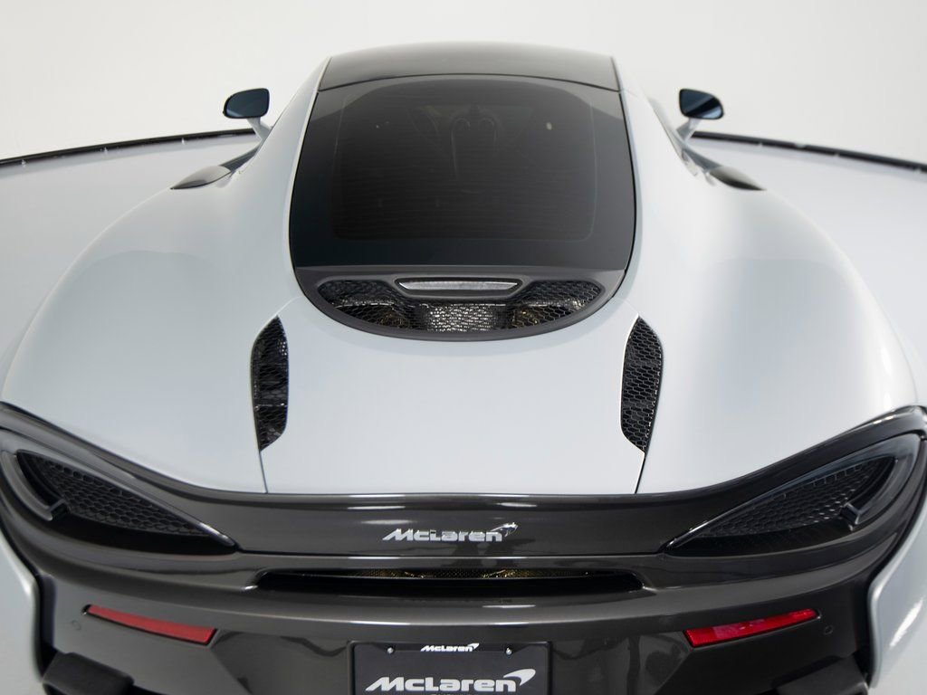 Used 2017 McLaren 570S Coupe image 40