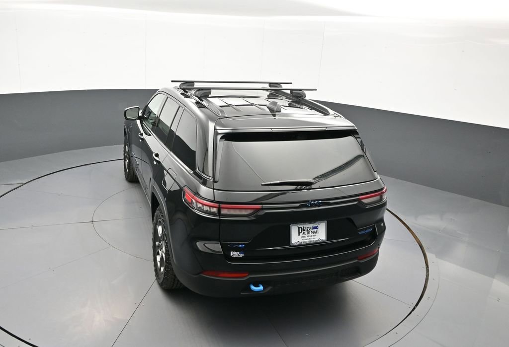 Used 2024 Jeep Grand Cherokee Trailhawk image 40