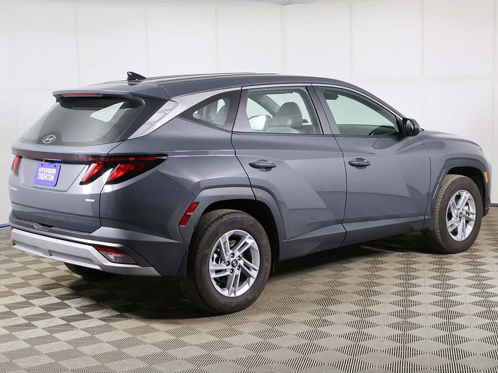 Certified 2026 Hyundai Tucson SE AWD/4WD image 8