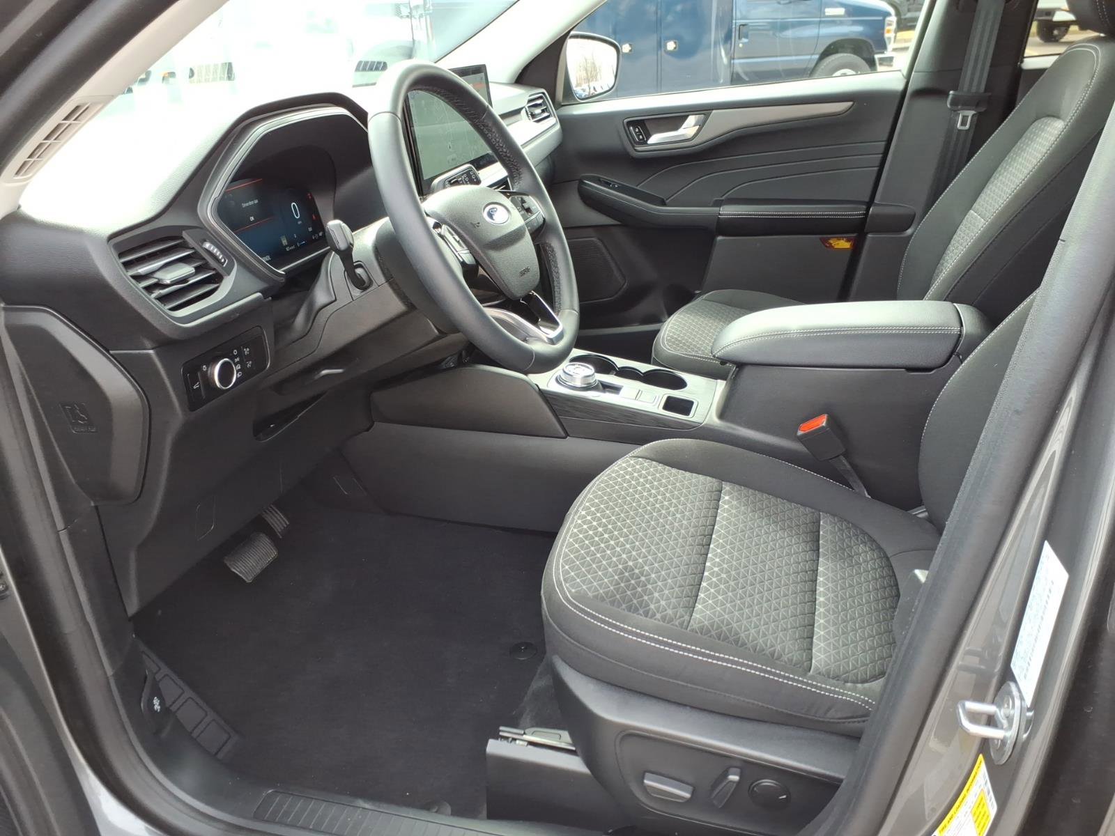 Certified 2023 Ford Escape Active w/ Tech Pack #2 image 11